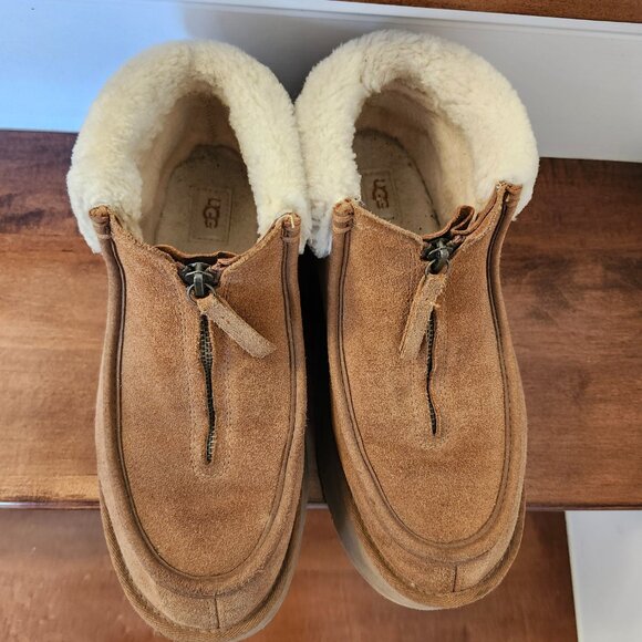 UGG Funkette Boot in chestnut in women's size US 8 - Picture 3 of 9